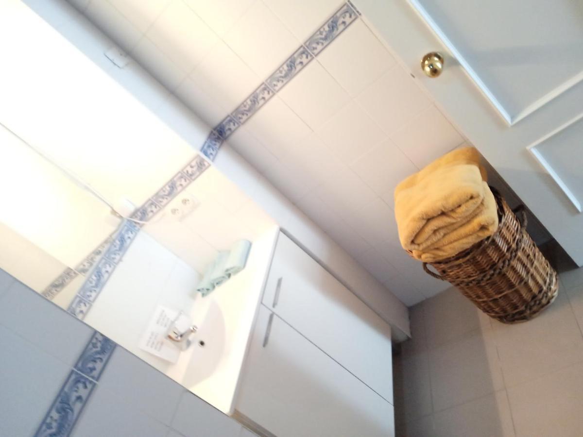 Apartamento Casco Antiguo Exterior Unico En Segunda Planta En Un Edificio De De Dos Plantas 塞维利亚 外观 照片