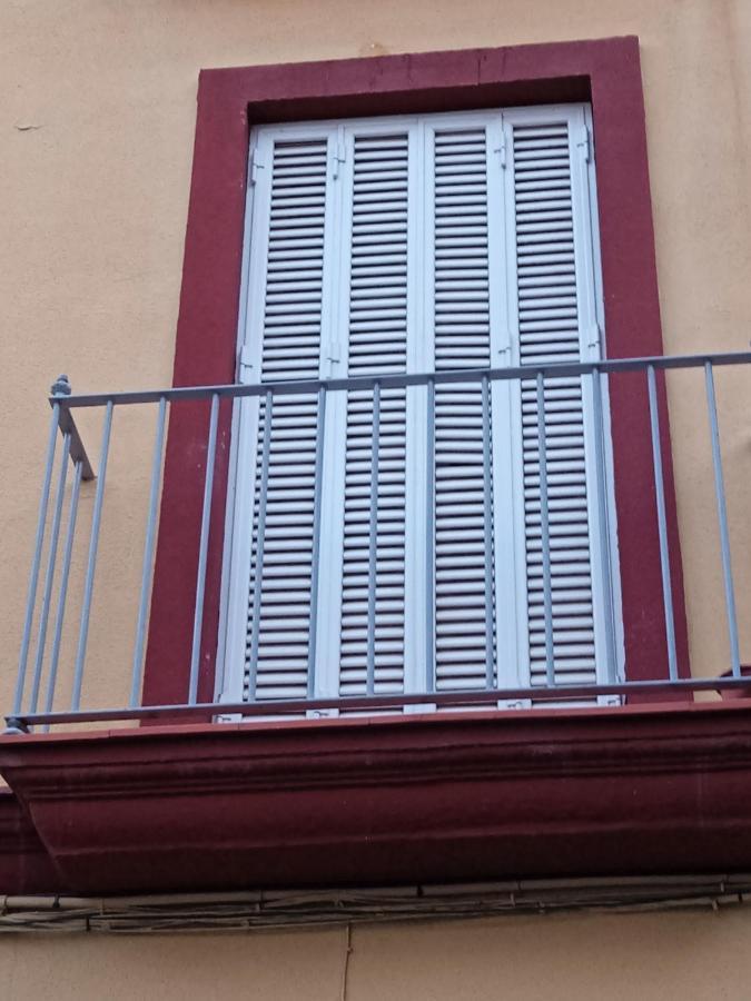 Apartamento Casco Antiguo Exterior Unico En Segunda Planta En Un Edificio De De Dos Plantas 塞维利亚 外观 照片